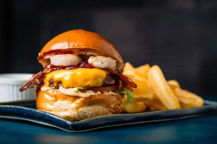 OMG BURGER MENIU