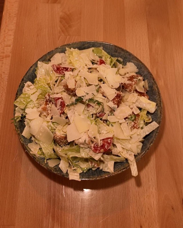 SALATA CRISPY CHICKEN